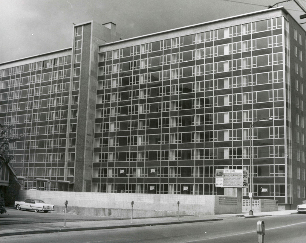 HistoryLink Tours — Sutton Place Apartments